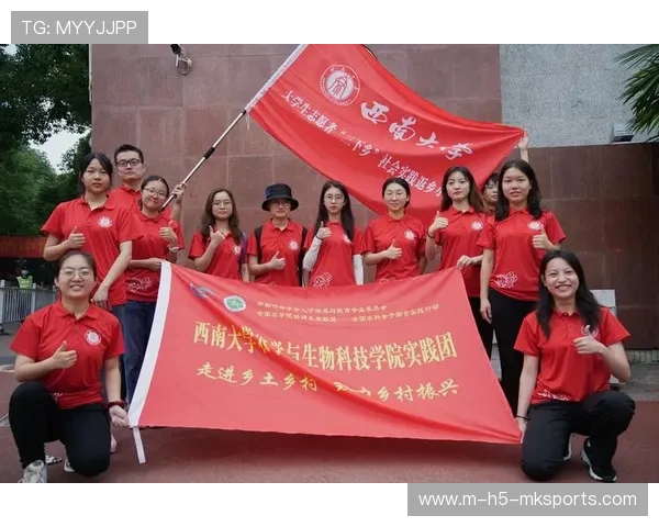 西南大学招聘考场现跑步进场,校方回应活动紧凑,西南大学专场招聘 西南大学招聘考场现跑步进场,校方回应活动紧凑,西南大学专场招聘